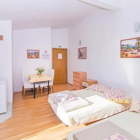 Apartmán Studio Mali Rat 7482a *